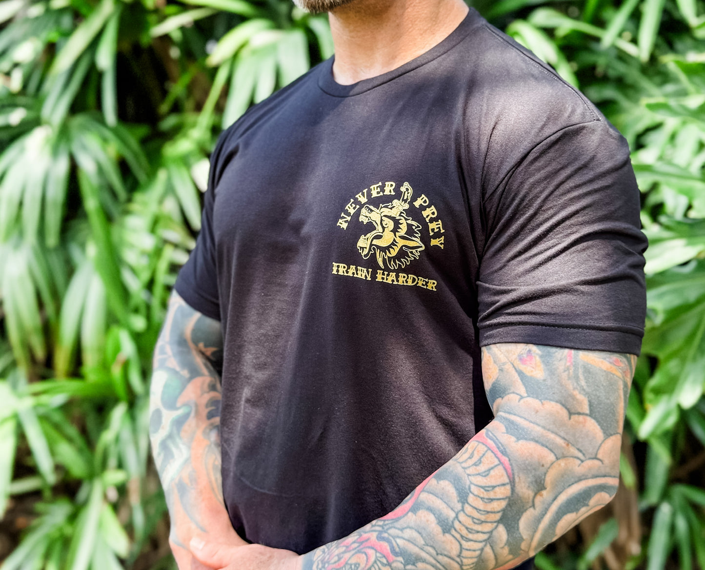 Never Prey Tee Black